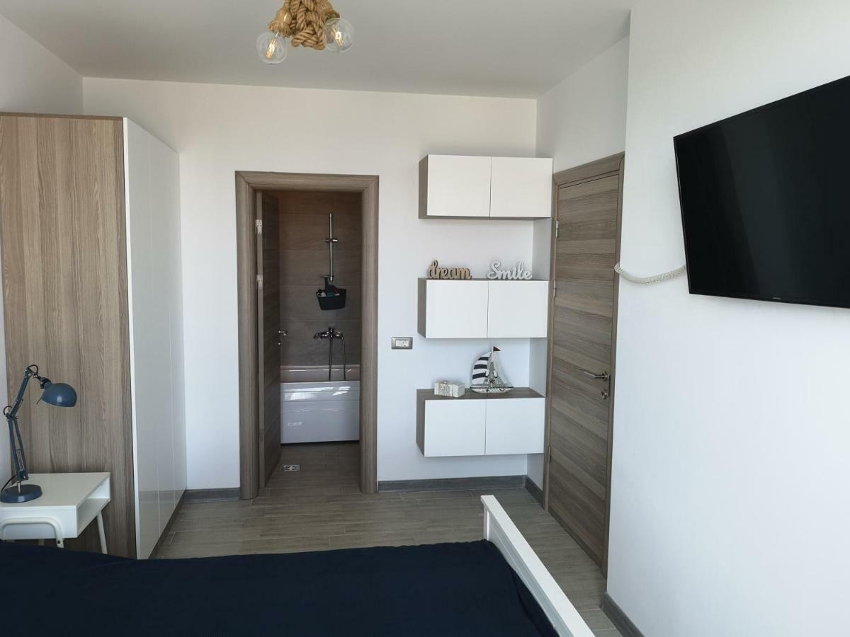 Relax Inn Apartment Navodari Bagian luar foto