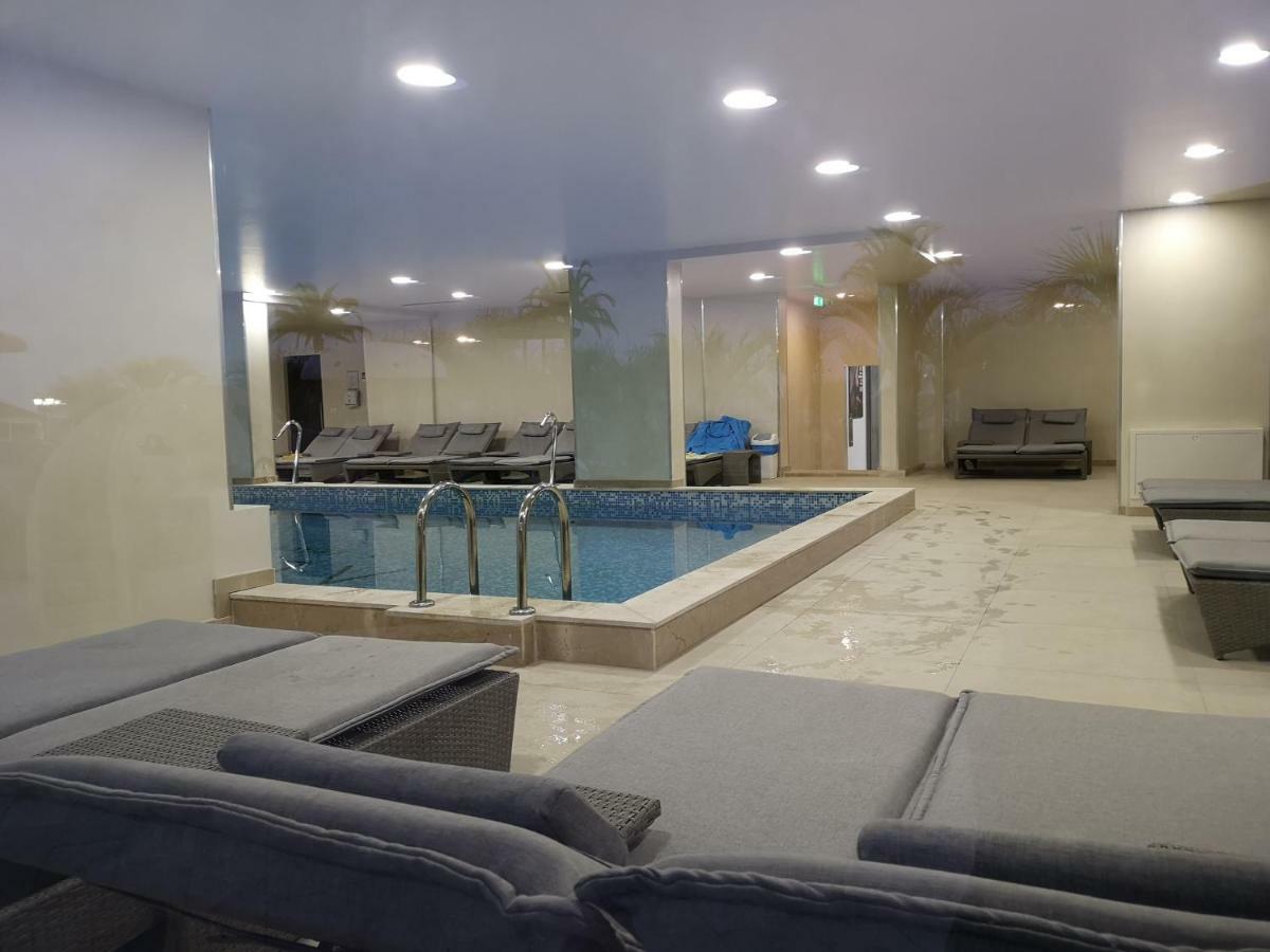 Relax Inn Apartment Navodari Bagian luar foto